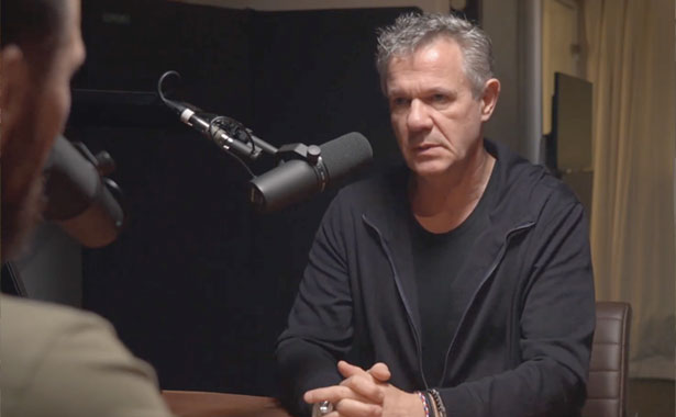 Podcast: Dr. Michael Dahlweid im Gespräch über klinisch getriebene Technologie Dr. Michael Dahlweid, Global Chief Product & Clinical Officer bei Dedalus, war zu Gast im Podcast „Talking HealthTech“. In der Episode mit dem Titel „Clinically-Driven Technology – Transforming Patient Care“ spricht er über die Bedeutung standardisierter, interoperabler Lösungen im Gesundheitswesen sowie über die Rolle von KI und Machine Learning bei der Verbesserung klinischer Abläufe und der Patientenversorgung.